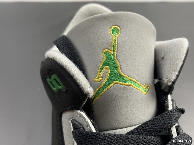 CT8532-030 Pine 3 Green Jordan Air 0819